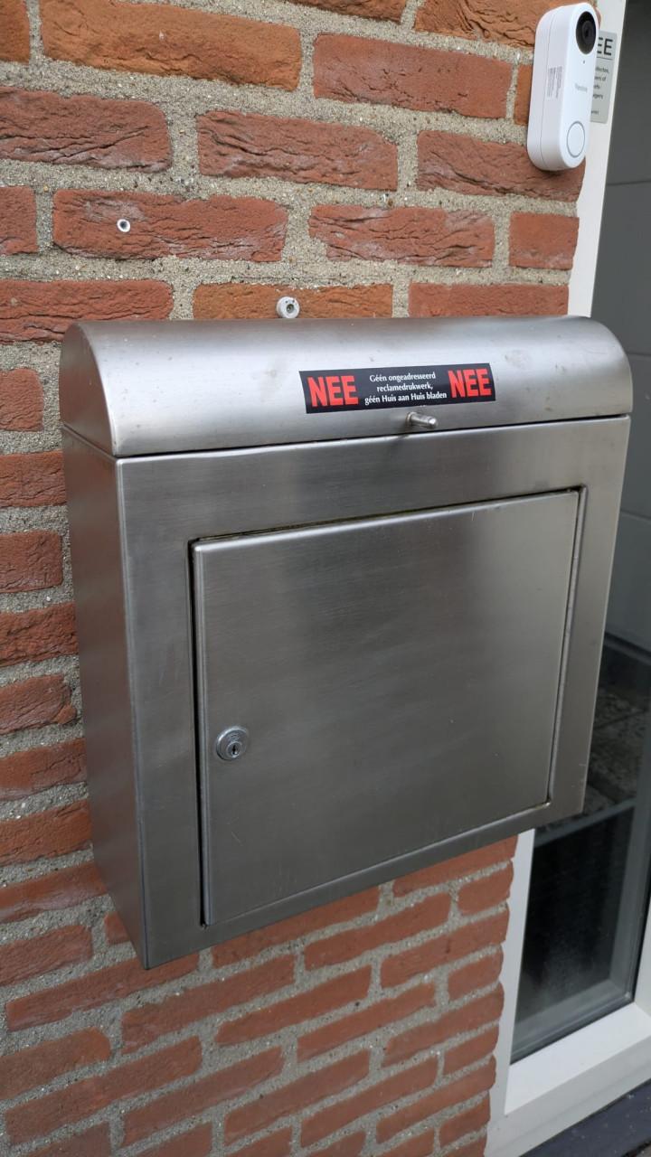 Rvs brievenbus met sleutel