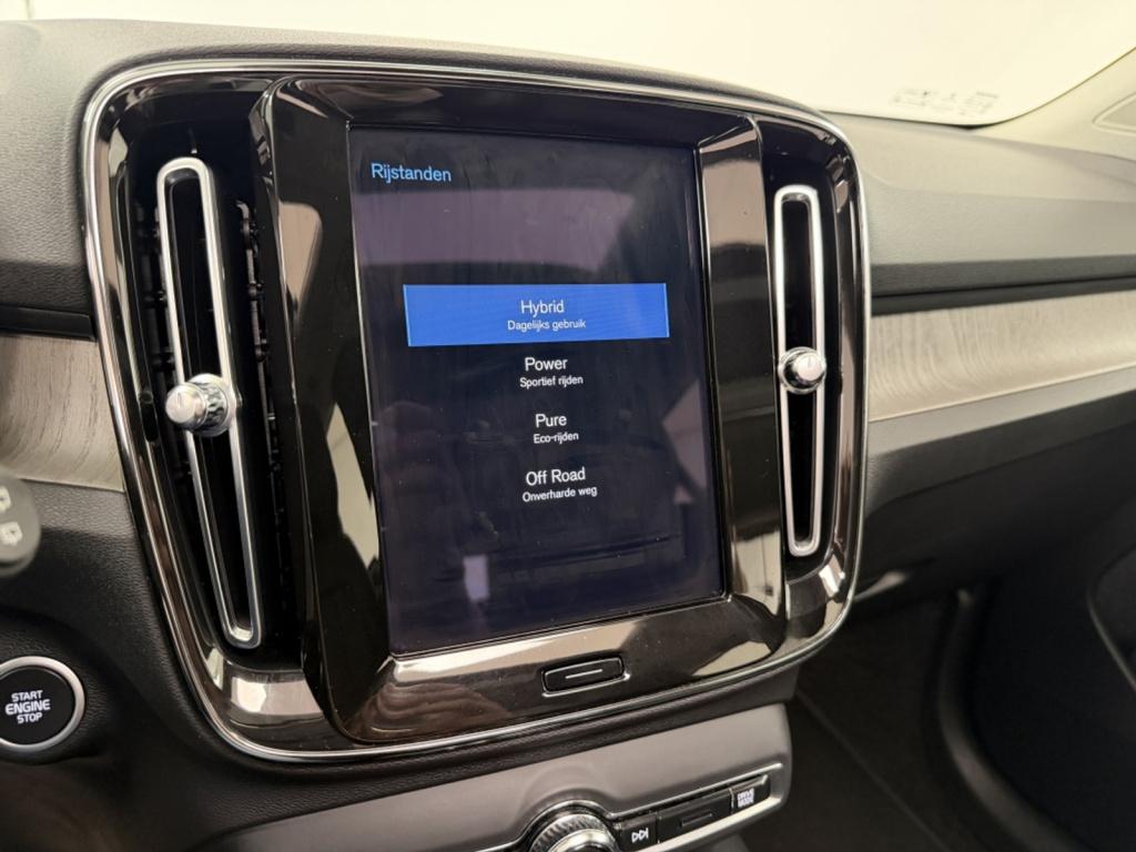 Volvo XC40 1.5 t4 recharge inscription | harman/kardon | leer | panoramadak
