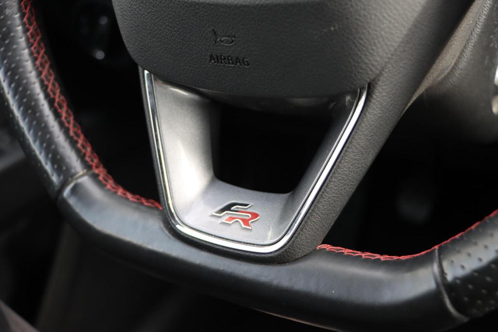 Seat Leon st 1.4 ecotsi fr 150pk | trekhaak | navi | stoelverwarming