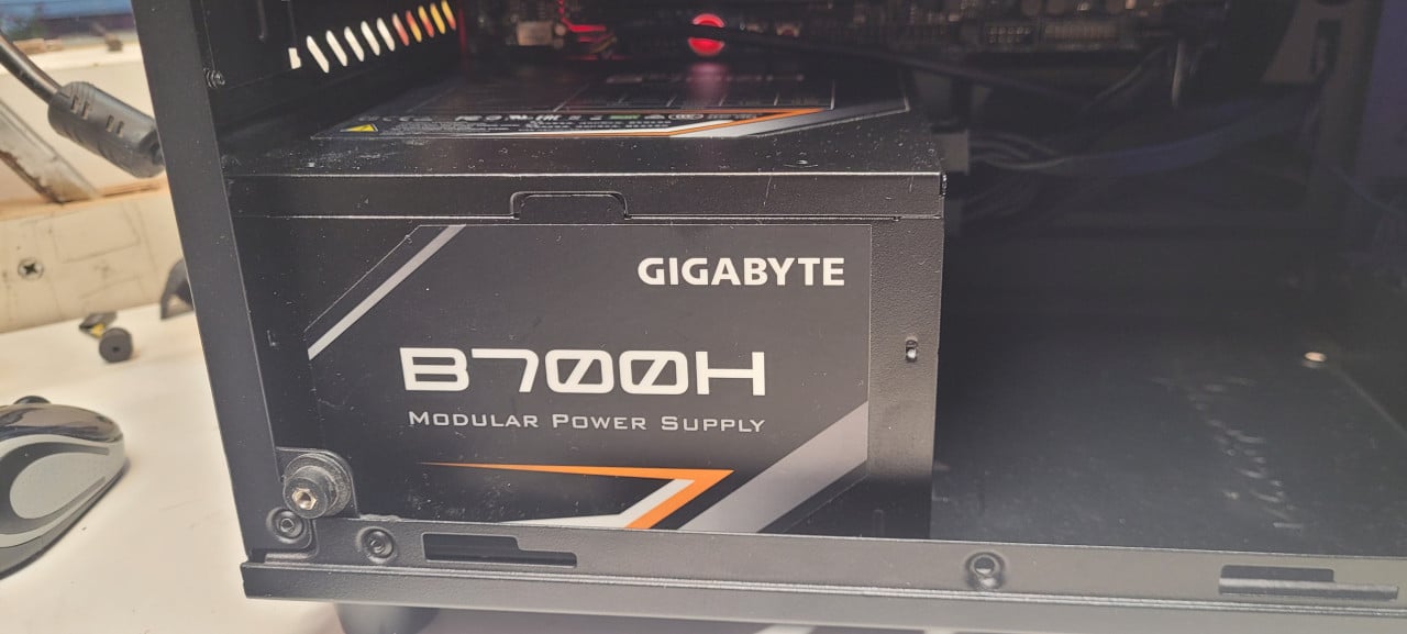 Game PC i7-6700/Rog Strix RX Vega 64 OC 8GB