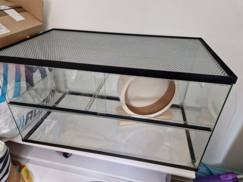 Glazen hamsterkooi