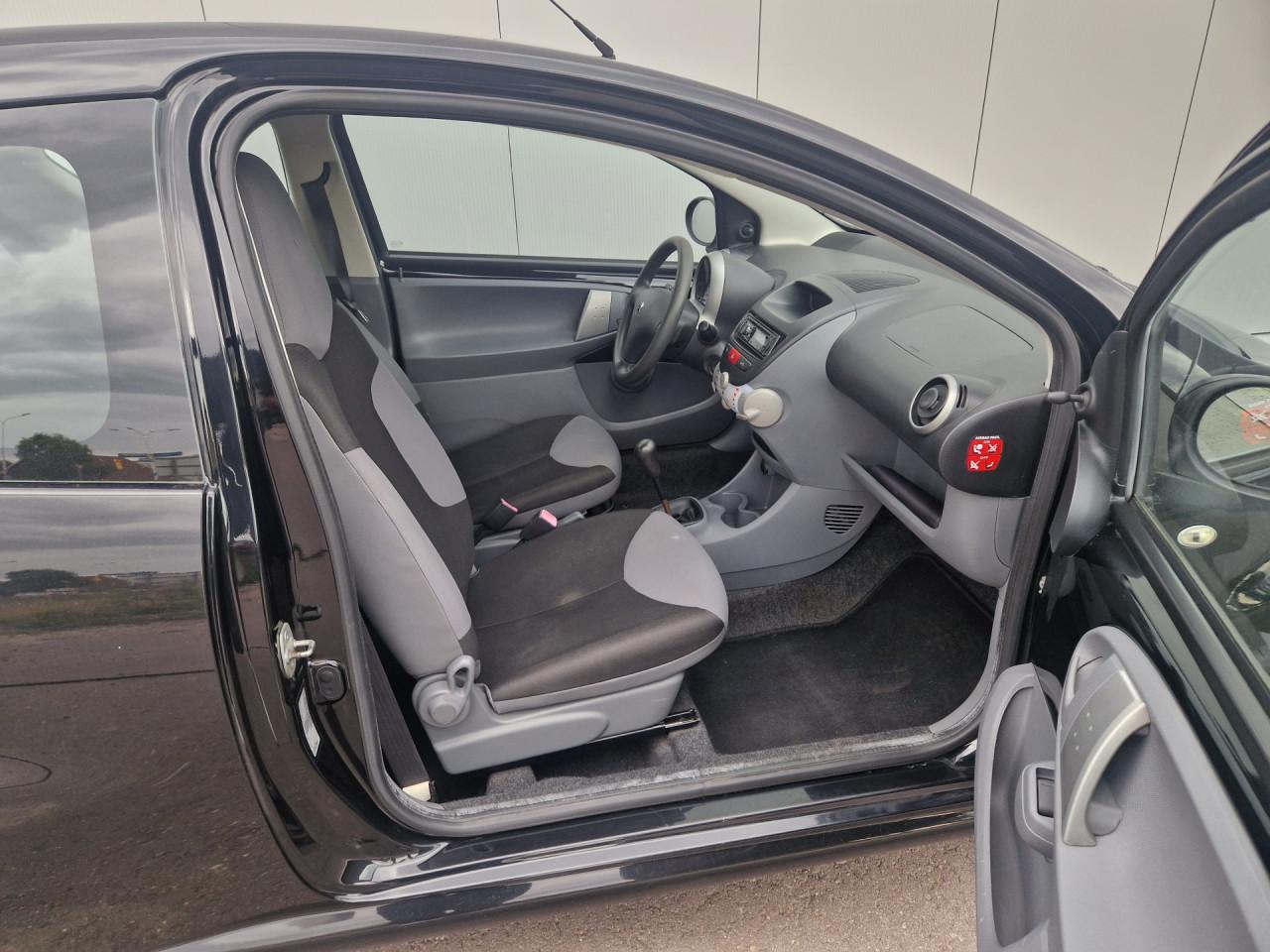 Peugeot 107 1.0-12V Urban Move