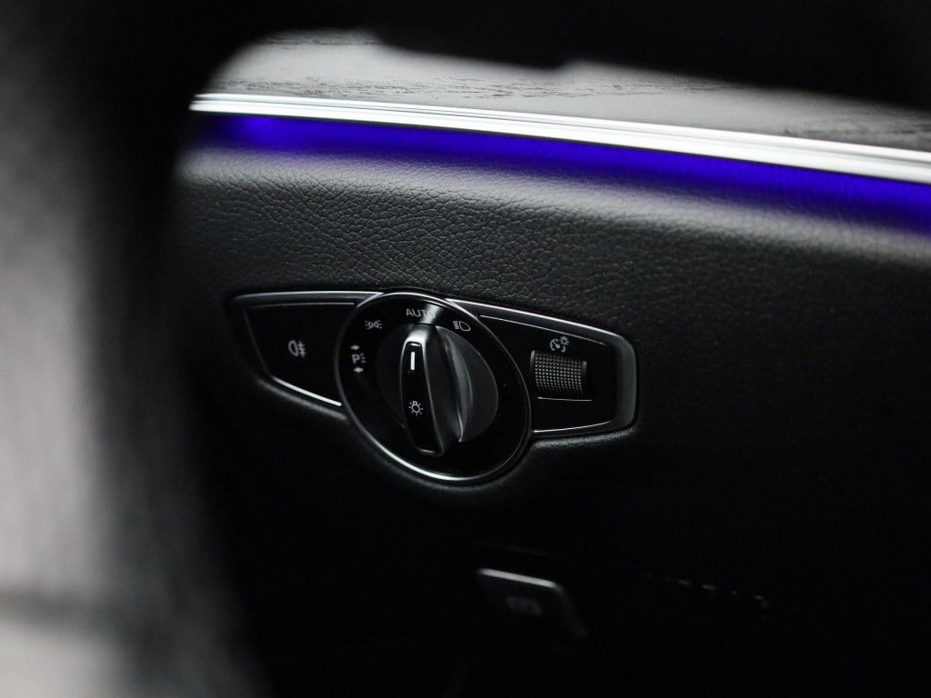 Mercedes-Benz E-Klasse estate 300 amg line | automaat | virtual cockpit | c
