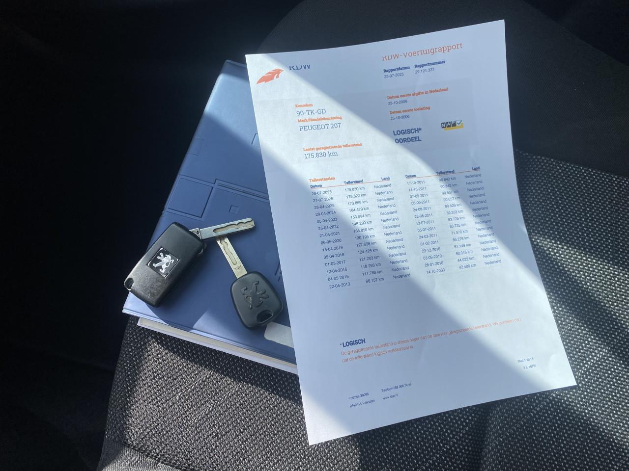 Peugeot 207 1.4 16V 5DRS 2006 Grijs | NAP