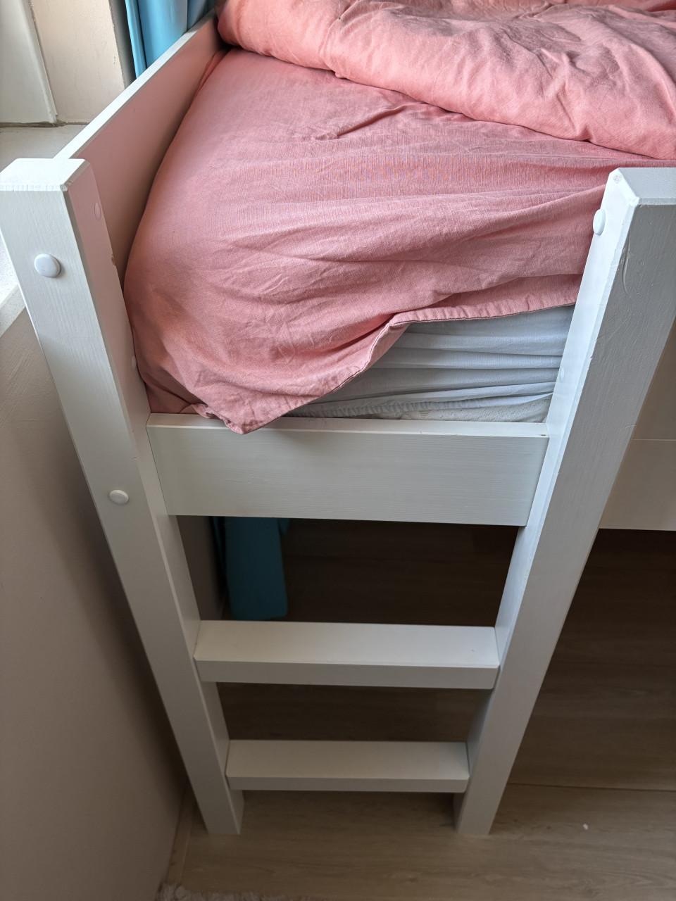 Half hoogslaper