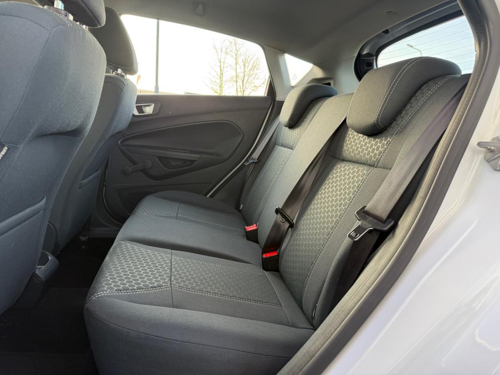 Ford Fiesta 1.25 titanium 5 deurs