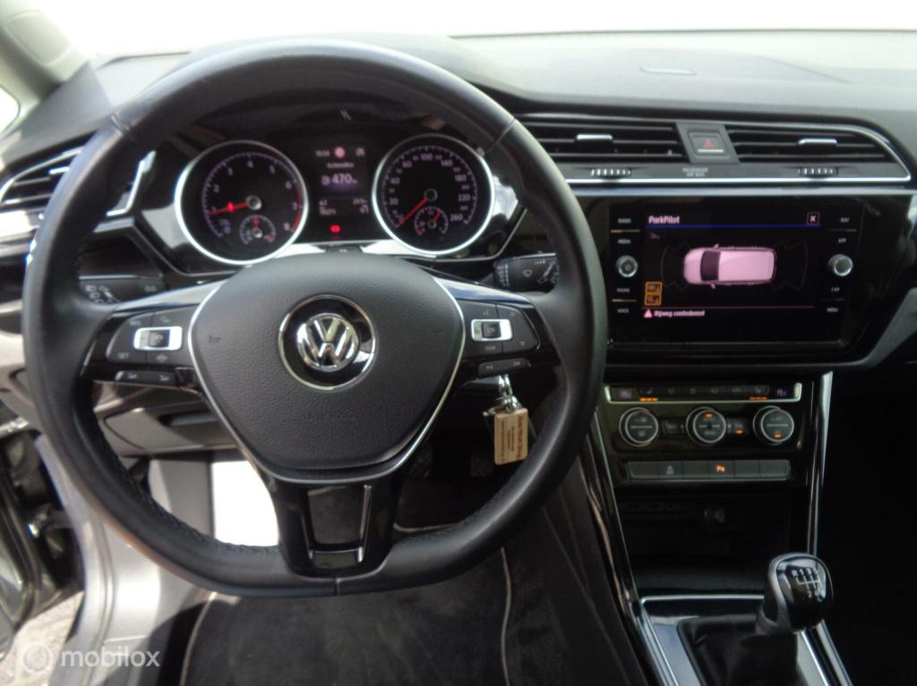 Volkswagen Touran 1.5 tsi comfortline business 7p/airco/pano/stoelverw/came