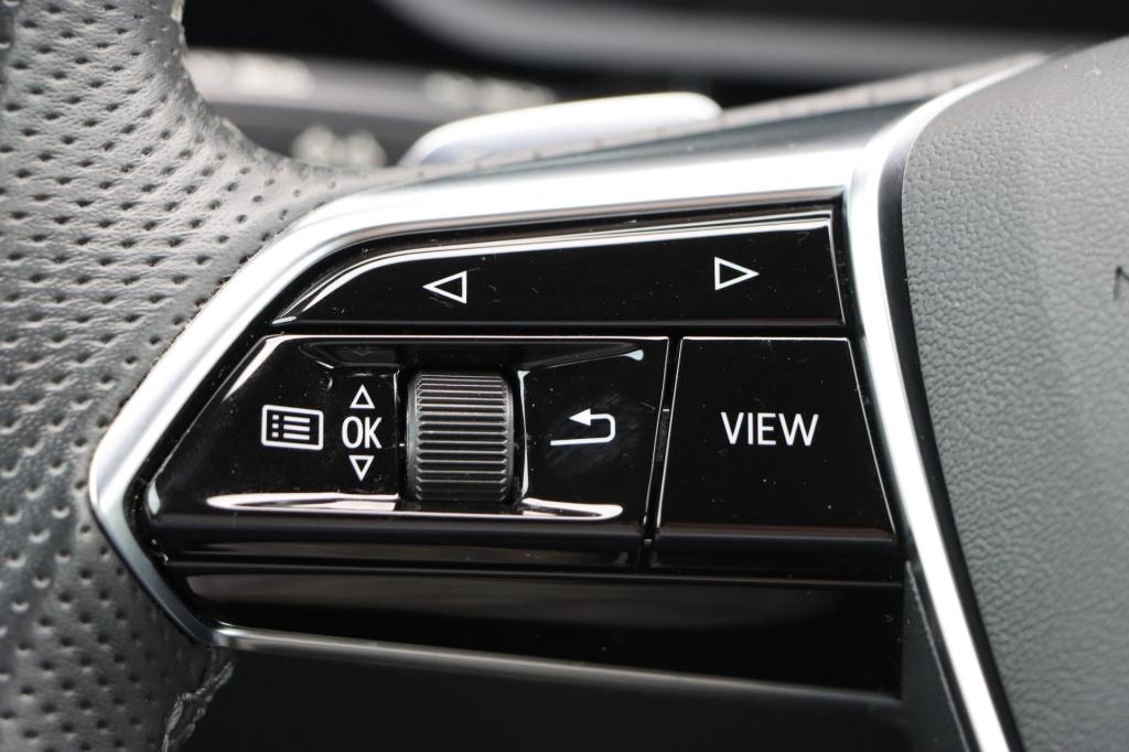 Audi E-tron sportback 55 quattro black edition 95 kwh 408pk s-line