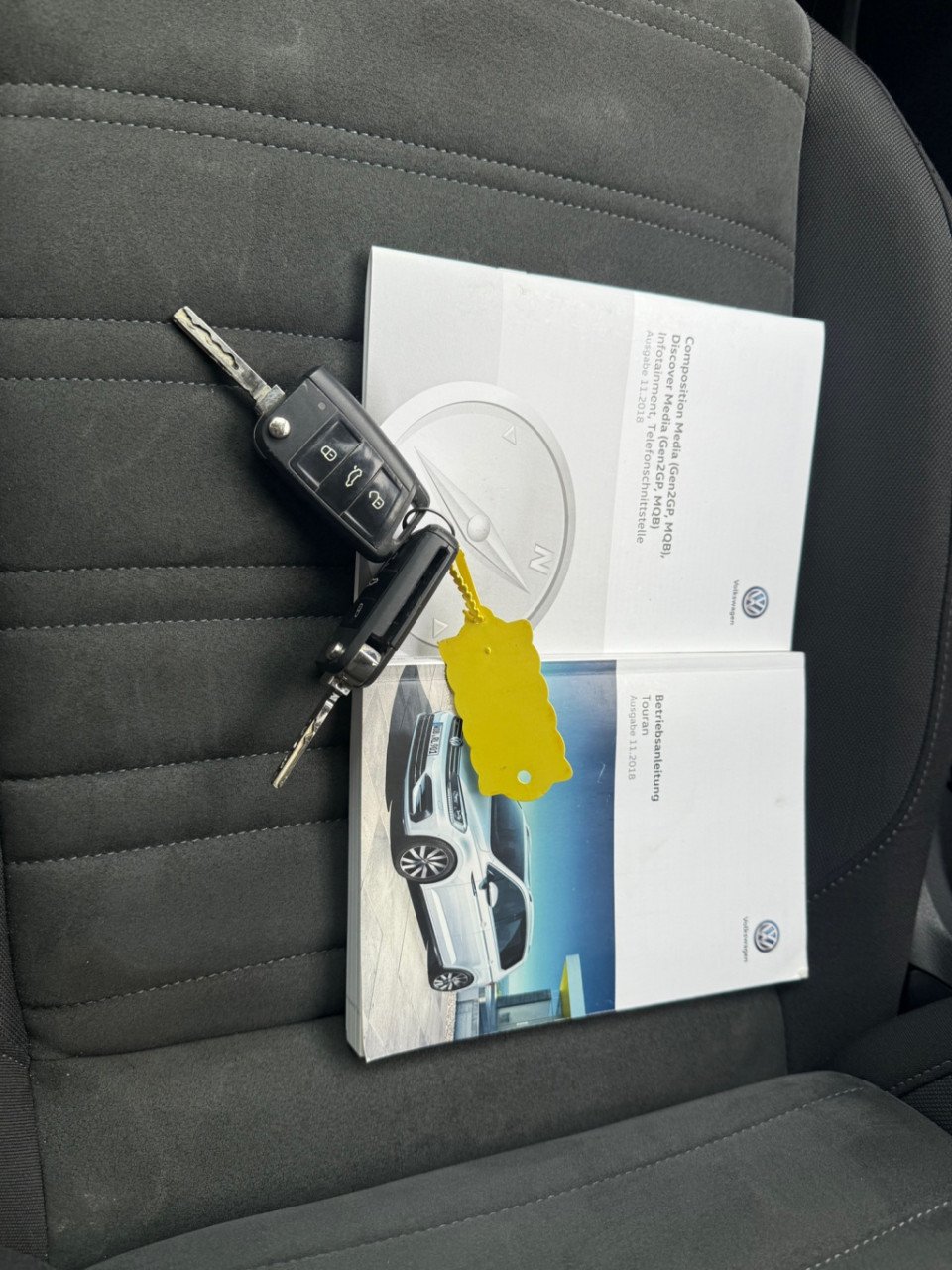 Volkswagen Touran 1.5 tsi highline 7 persoons dsg
