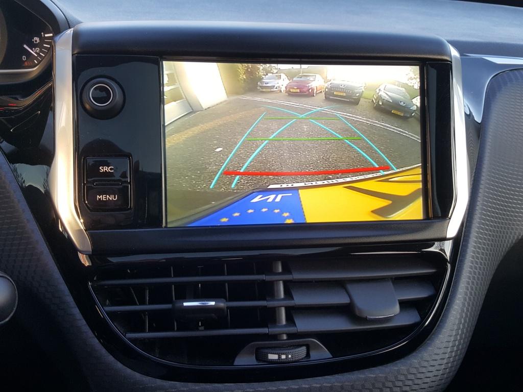 Peugeot 2008 1.2 puretech 110pk allure trekhaak | apple carplay & android a