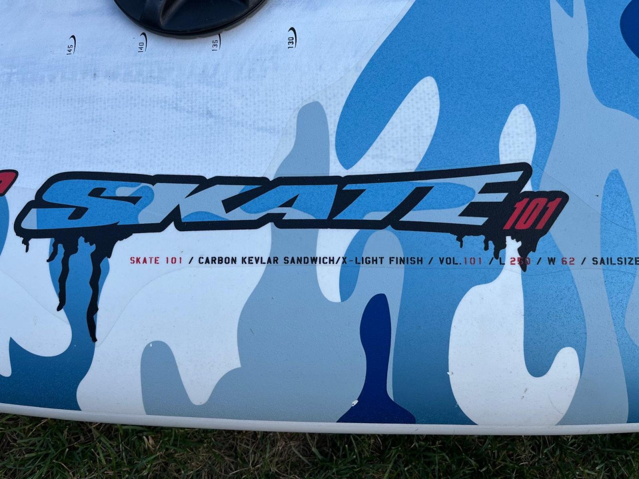 Board: Fanatic Skate - Zeil: 3,7m2 en 5,3m2 COMPLEET