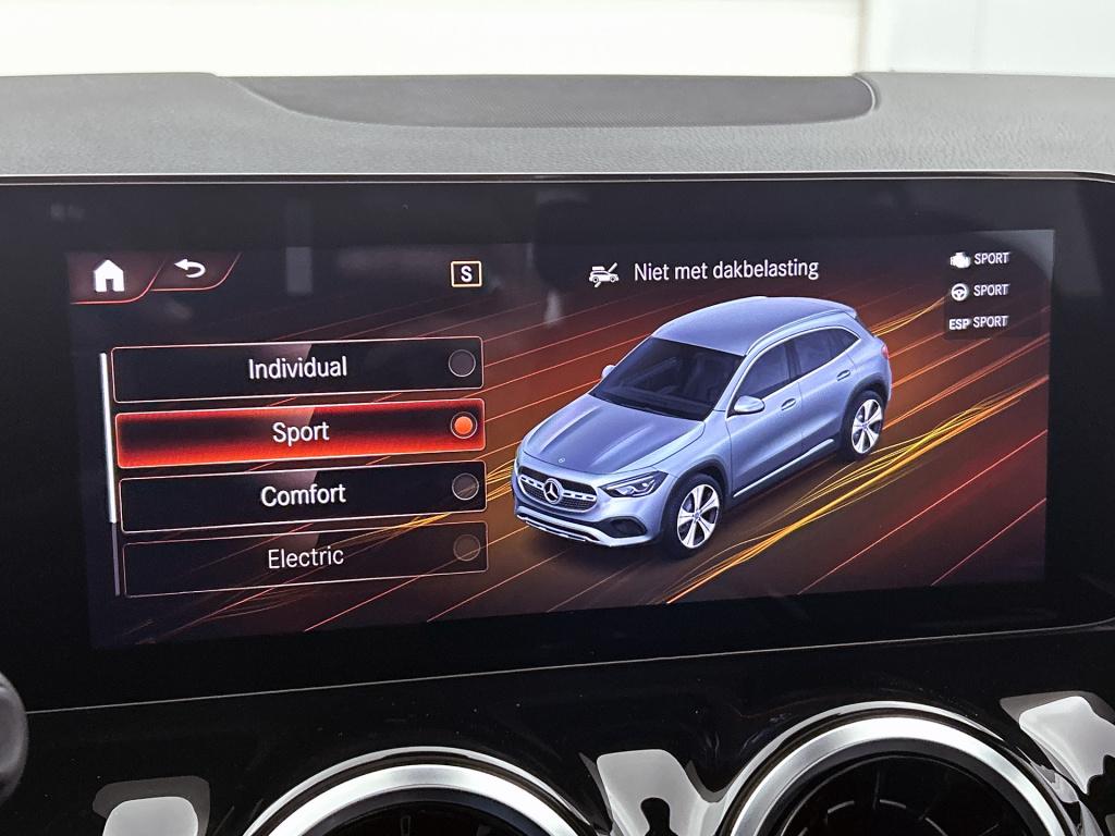 Mercedes-Benz Gla-klasse 250 e plug-in hybride panorama schuif-kanteldak | 