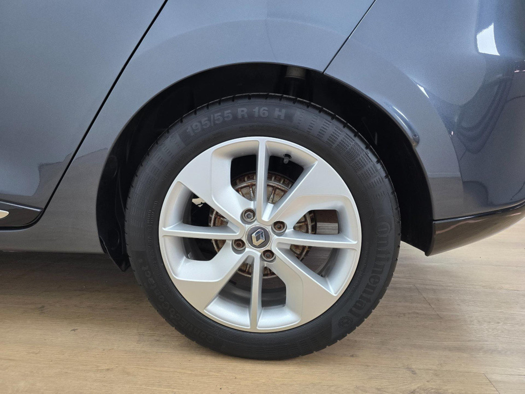 Renault Clio estate occasion 0.9 tce limited met trekhaak | zuinig! | tweed