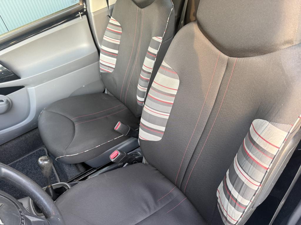 Citroen C1 1.0-12v selection airco 3-drs