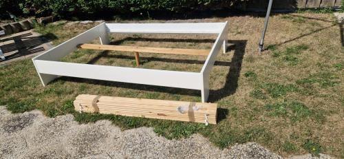 Bed (twijfelaar), 140cm x 200cm