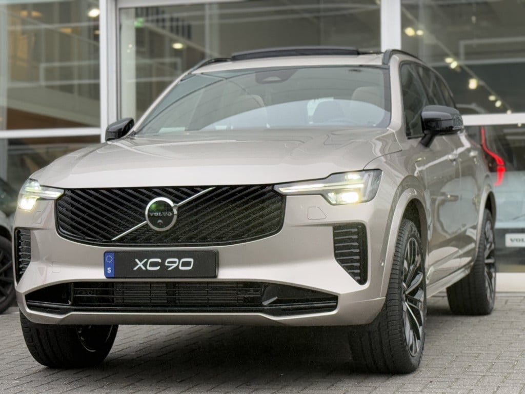 Volvo XC90 t8 awd ultra dark facelift!!