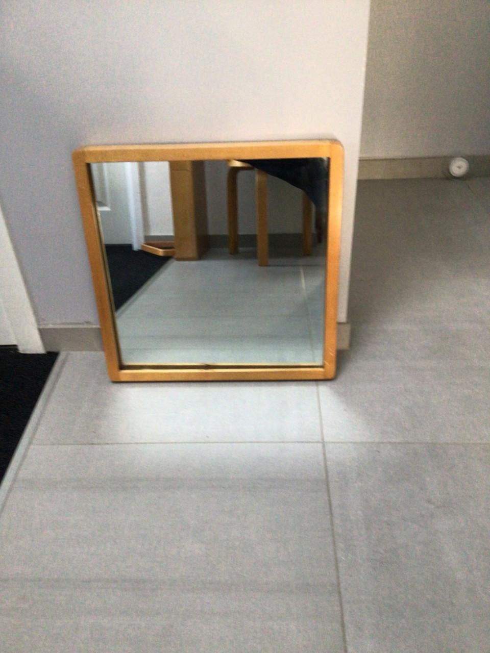 Kaptafel met spiegel en kruk van Pastoe
