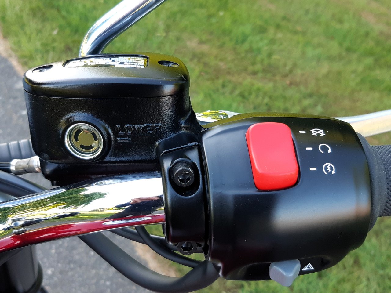 Triumph Bonneville T100 05/2013 Slechts 414 Km !!!