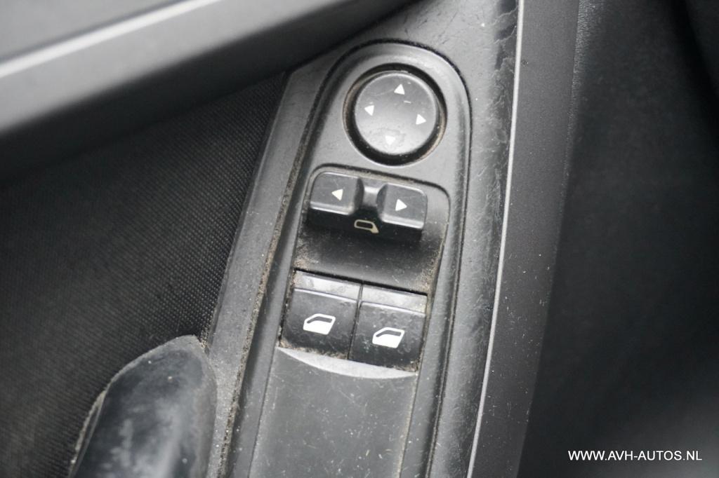 Citroen Grand C4 Picasso 1.8-16v prestige 7 - persoons!