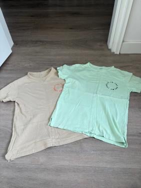 2 Shirtjes maat 134-140
