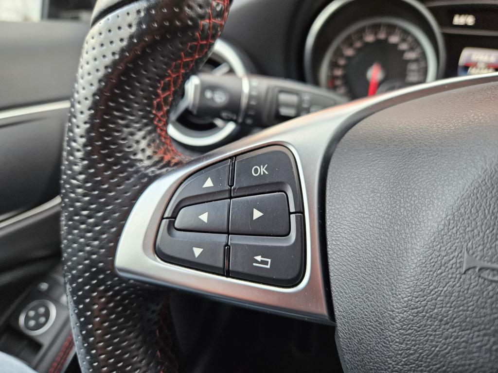 Mercedes-Benz A-Klasse 160 amg night edition | cruisec. | pdc