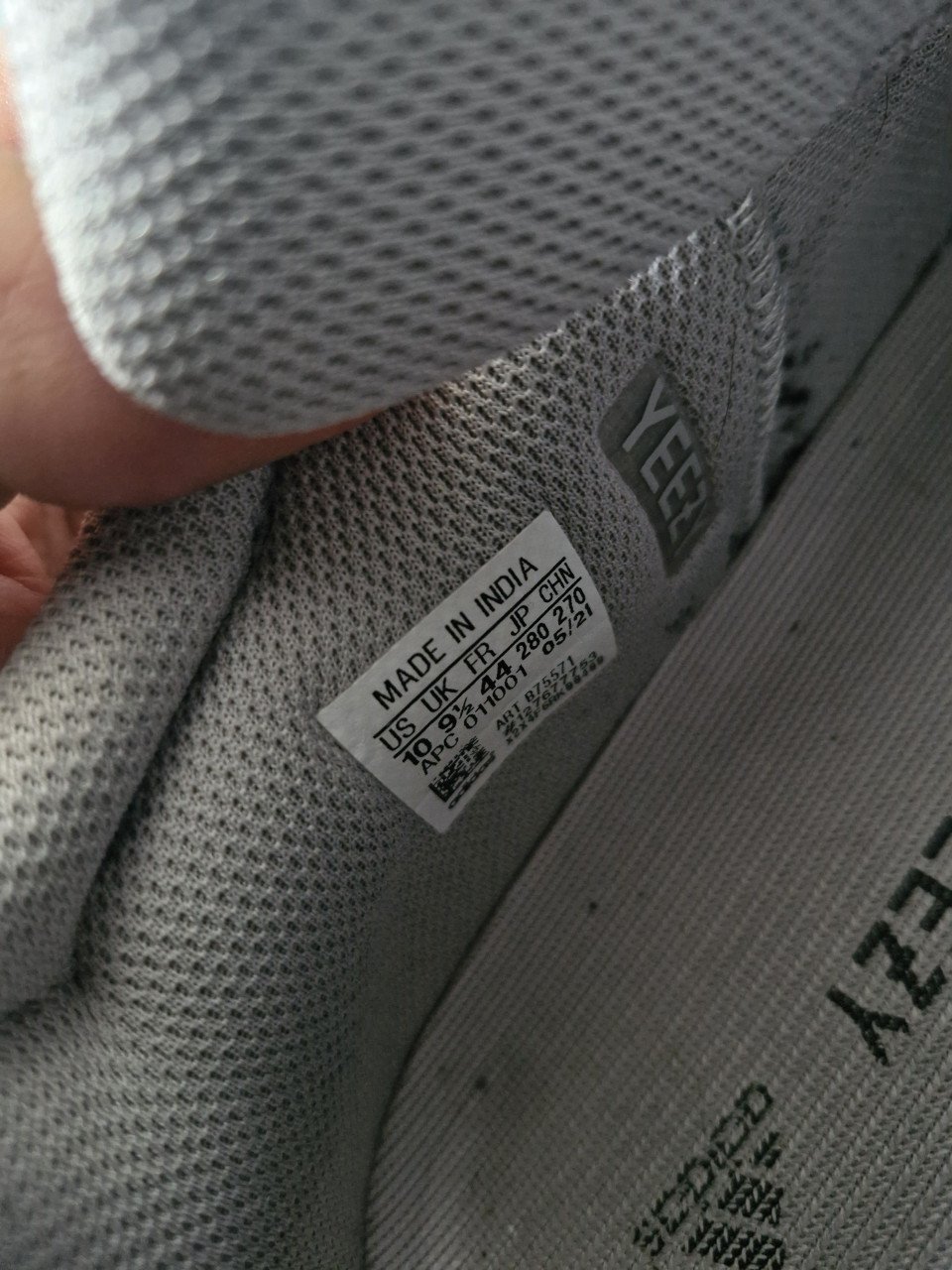 Adidas Yeezy 700 waverunners us10 eu44