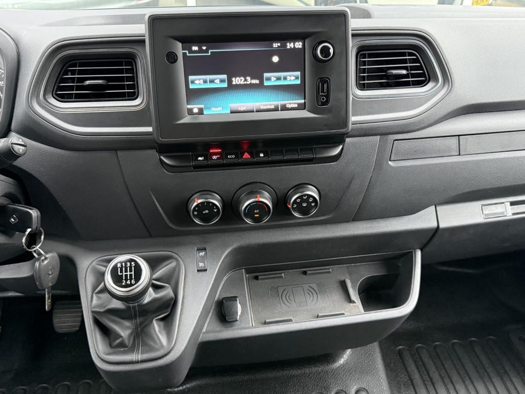 Renault Master t35 2.3 dci 180pk l2h2 work edition | nl-auto | carplay | na