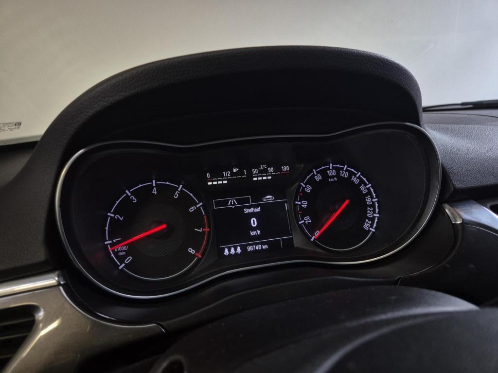 Opel Corsa 1.4 turbo innovation