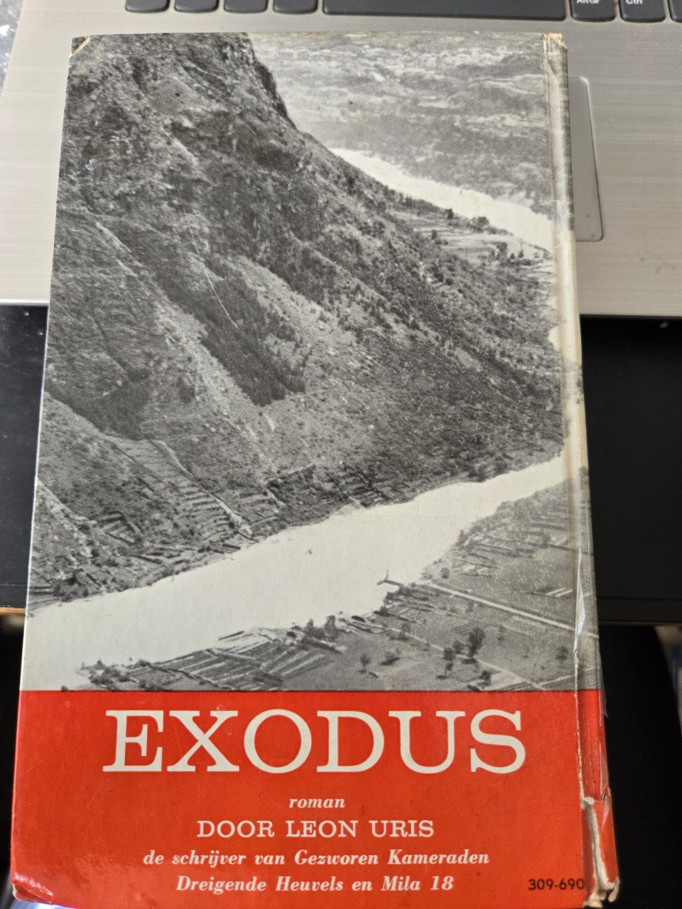 Boek Exodus  Schrijver: Leon Uris  Hollandia, Baarn, 1963
