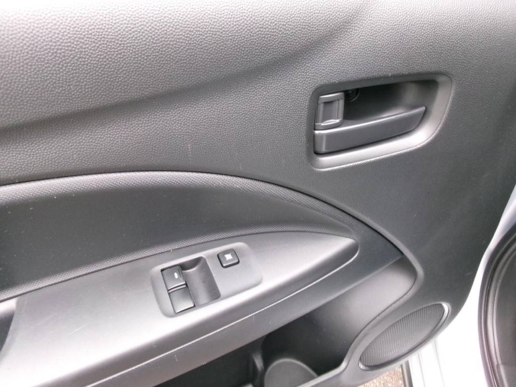 Mitsubishi Space Star 1.0 cool+, airco, start/stop, nav. btw auto!!