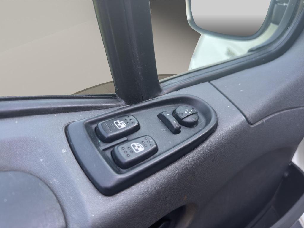 Iveco Daily 35s14v 330 koelwagen airco cruise