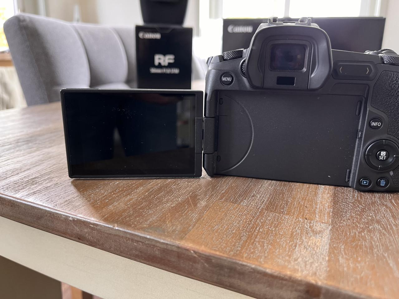 Canon Eos R