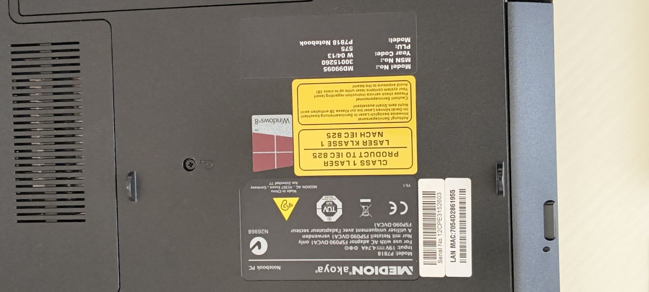 Medion Akoya P7818
