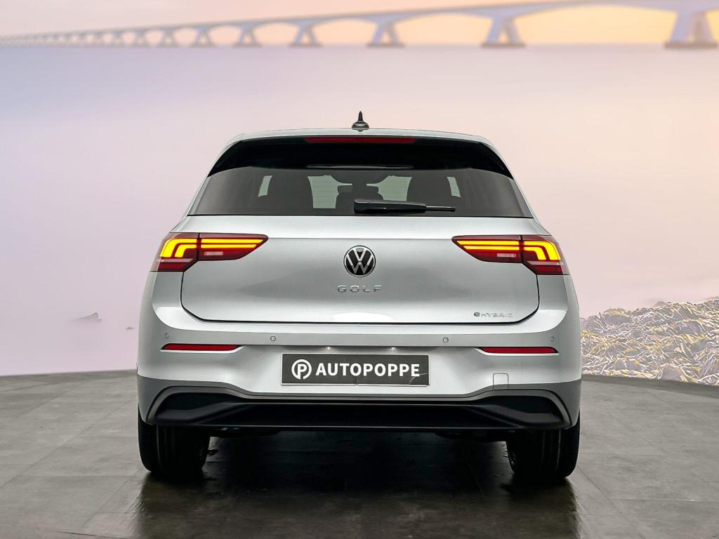Volkswagen Golf golf life edition 204 pk plug in hybride