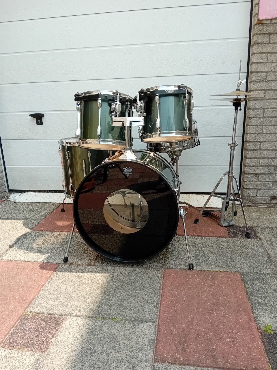 DRUMSTEL TAMA ROCKSTAR