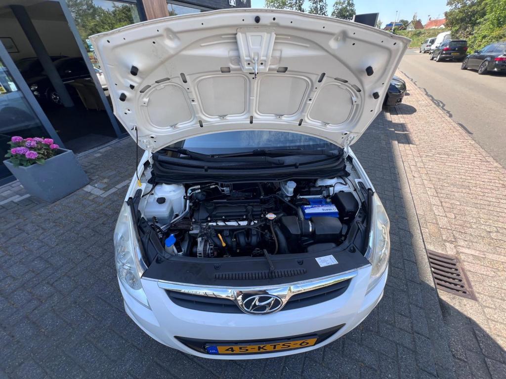 Hyundai I 20 1.2i dynamicversion