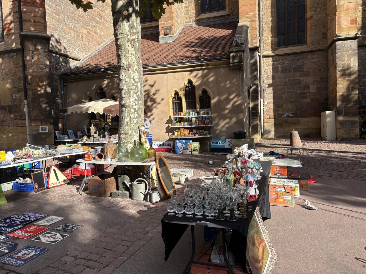 Brocante & Curiosa