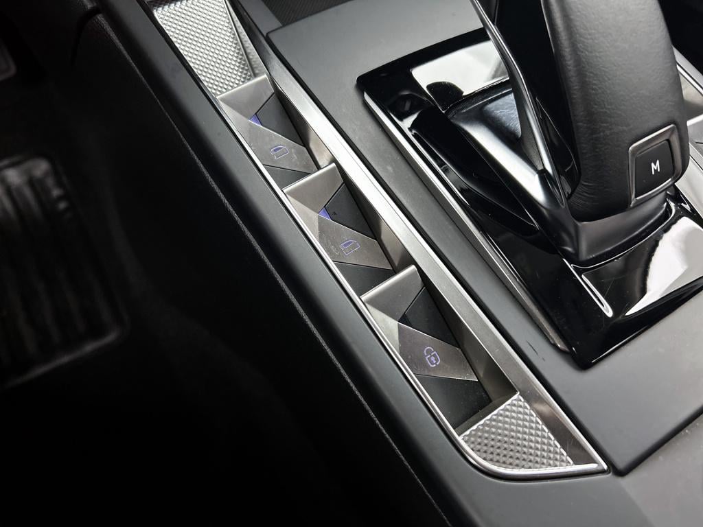 Ds Ds 3 130pk automaat performance line | rijklaar | 360 camera | keyless s