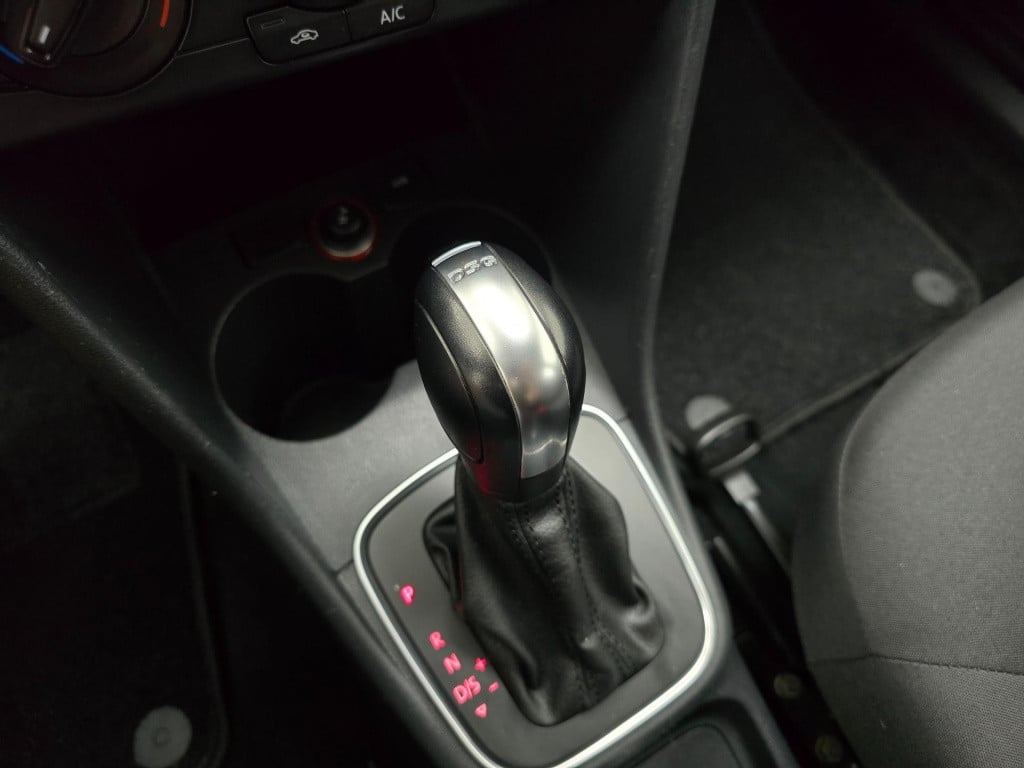 Volkswagen Polo occasion 1.2 tsi highline automaat in black edition | sport