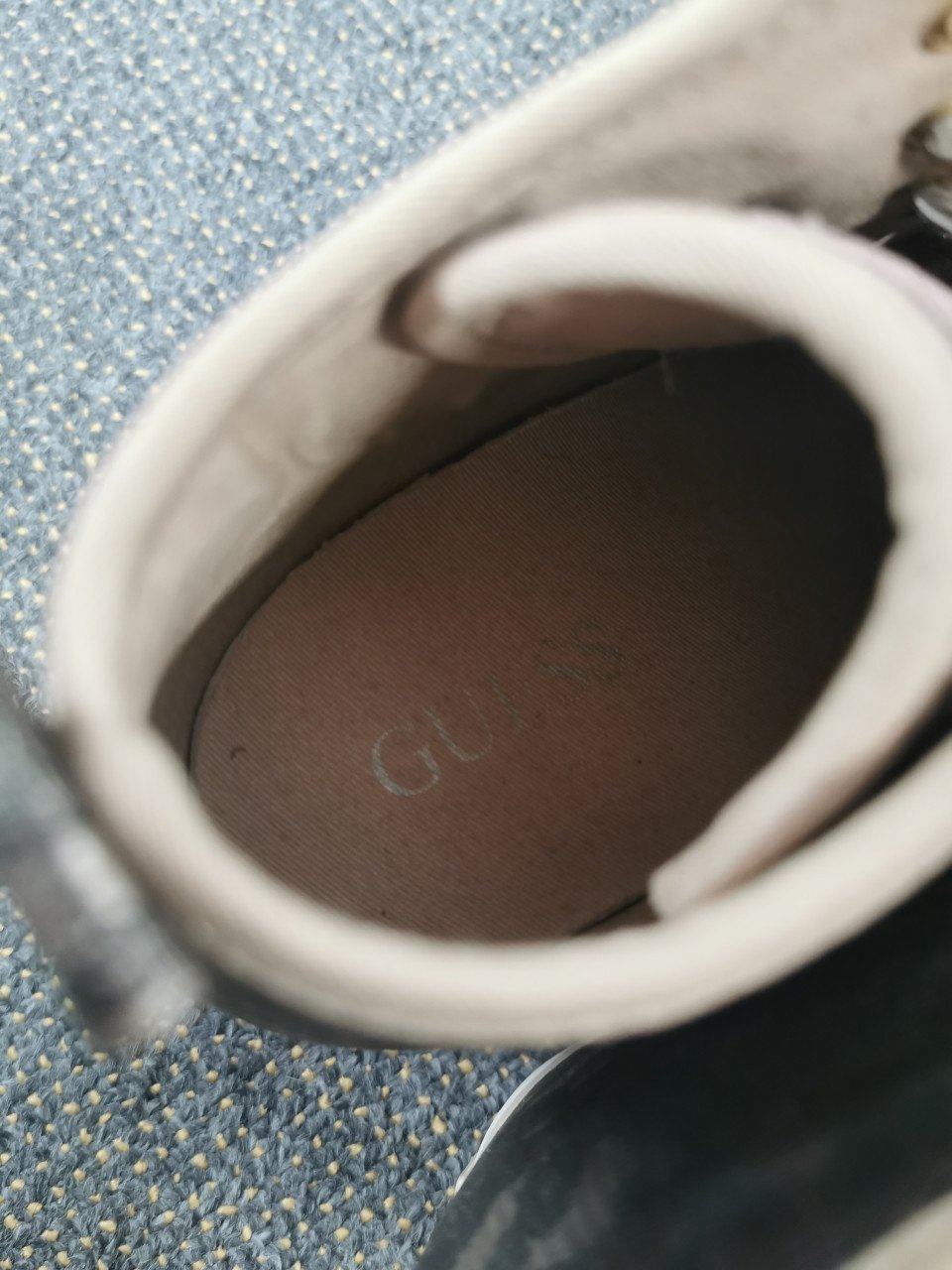 Nieuwe Guess schoenen (40)