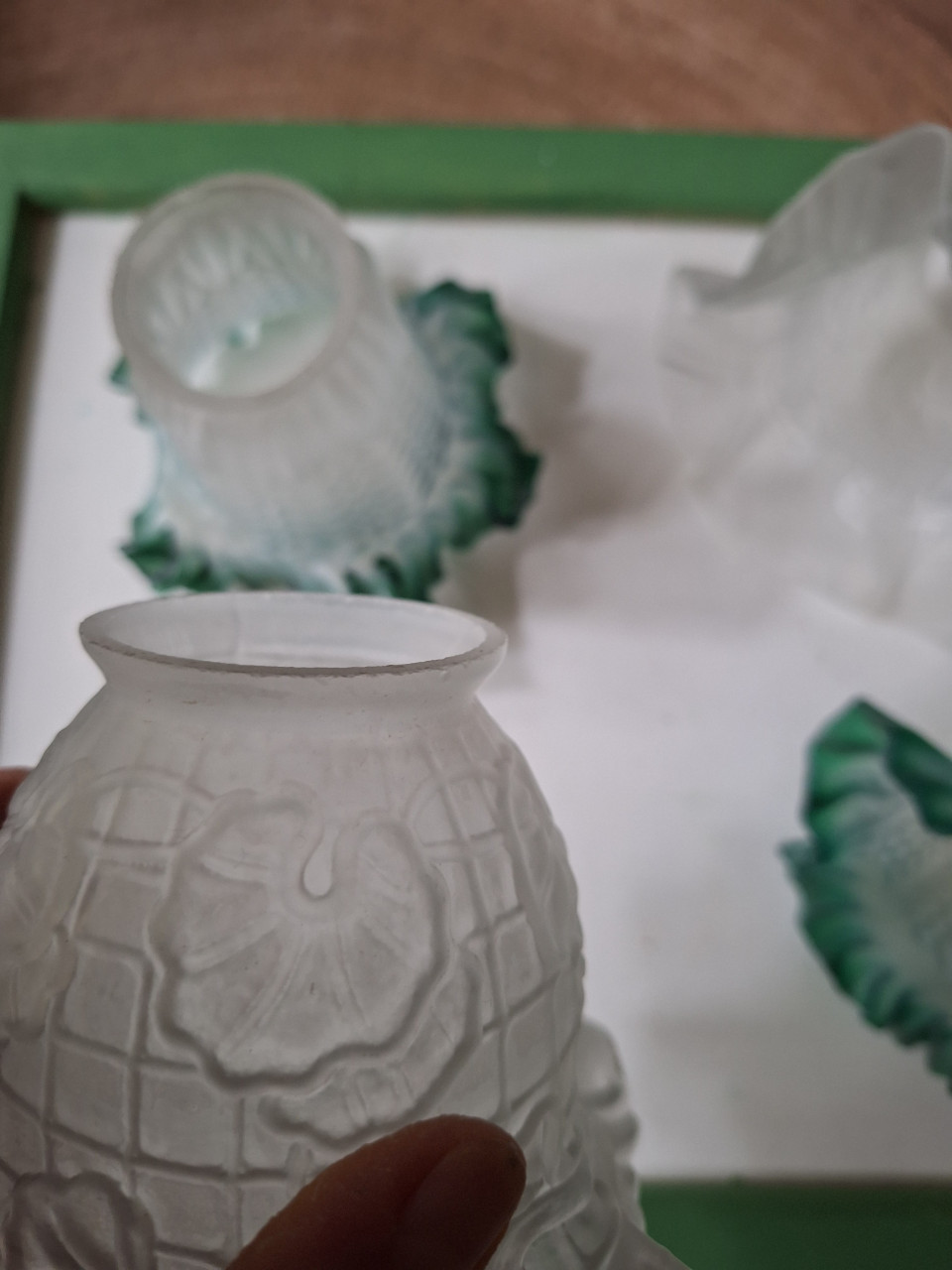 Brocante glazen lampekapjes