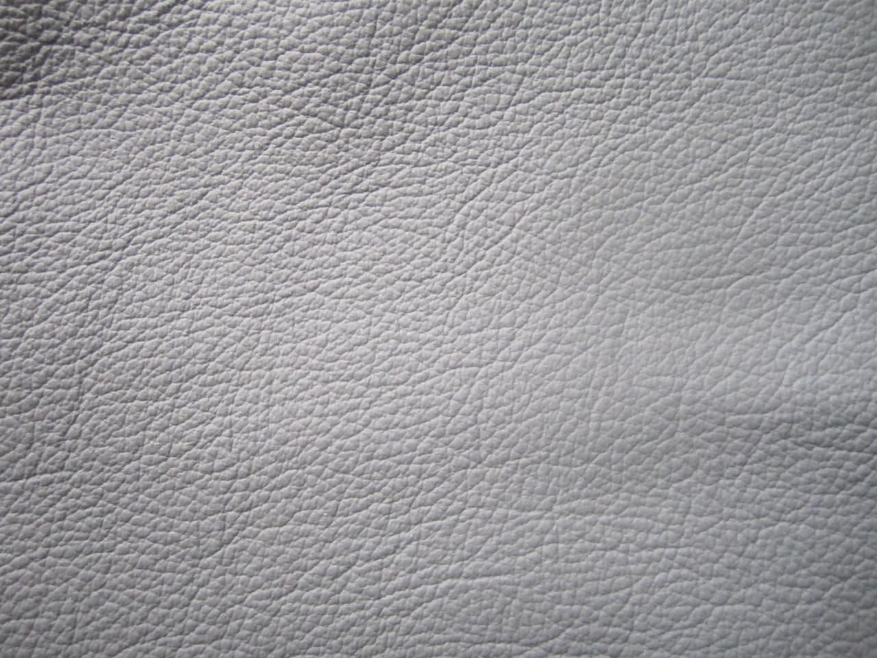 Nieuw stuk Grijs Leer 200x180 cm