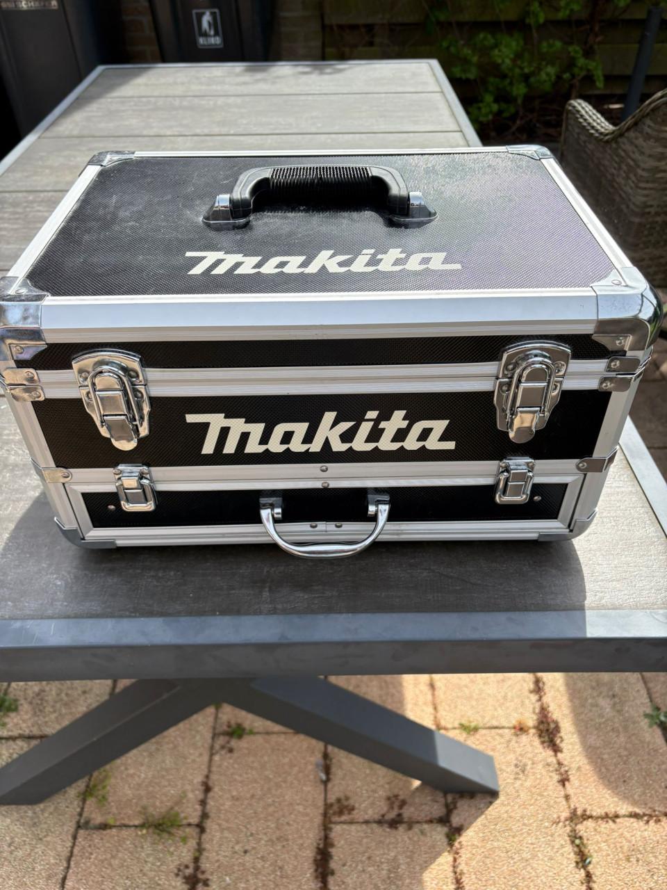 Zeer nette makita boormachine set