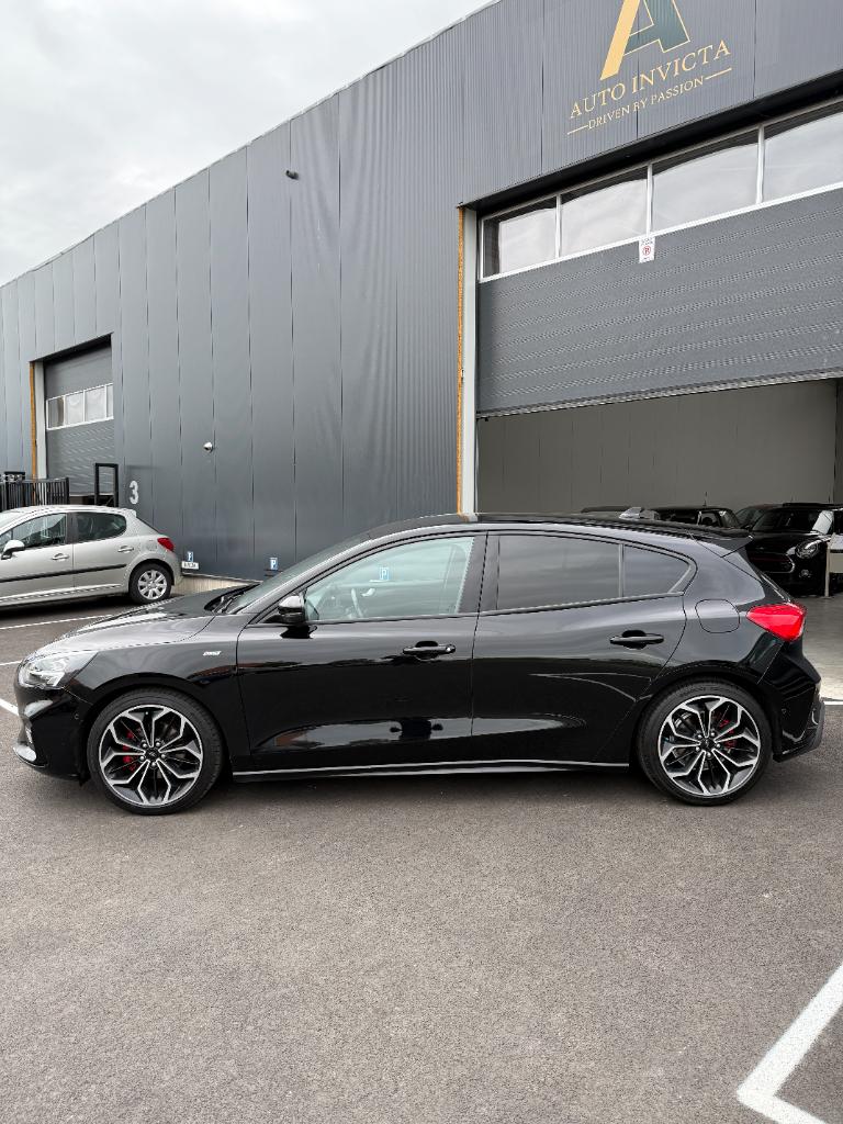 Ford Focus 1.0 ecoboost st line business