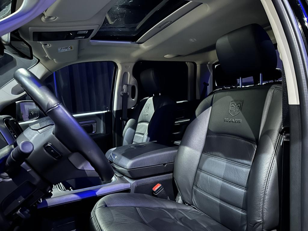 Dodge Ram 1500 5.7 v8 crew cab 5'7 *nl-auto*btw*leer*camera*prins lpg*