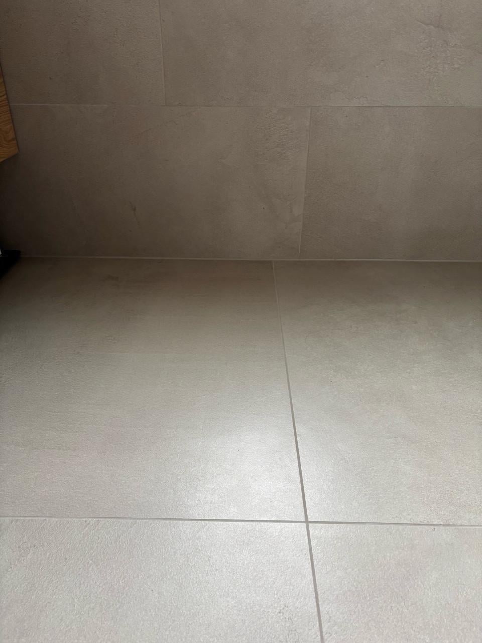 Restpartij badkamer tegels 120 x 60,  60 x 60,  120x120