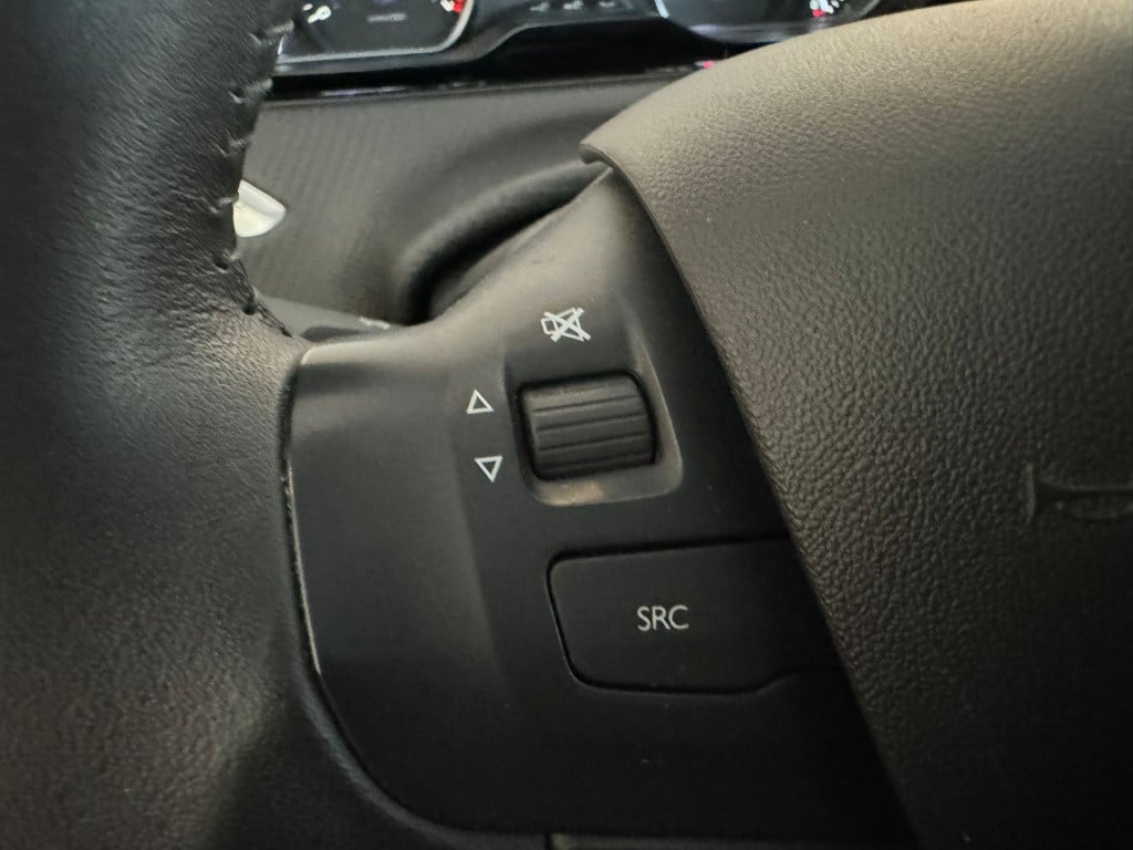Peugeot 2008 1.2 puretech active