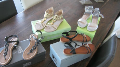 4 paar nieuw sandalen allemaal maat 37  mogen alle 4 weg voor 30 euro