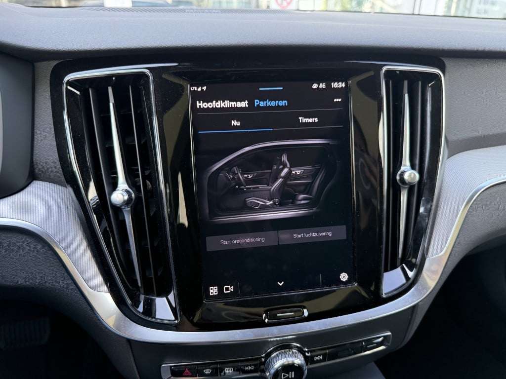Volvo V60 v60 t6 twin engine awd plus dark