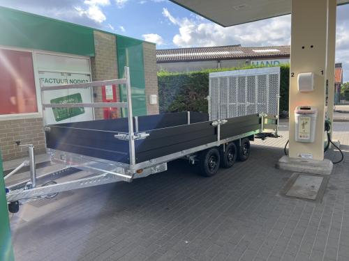 NIEUW beaver trailer de plateau en machine Transporter in 1